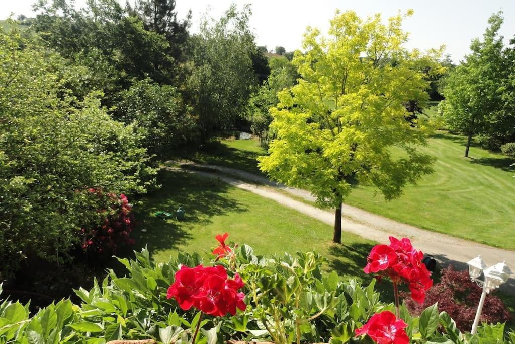 La Frapperie Bed & Breakfast La Pommeraie-sur-Sèvre Exterior photo